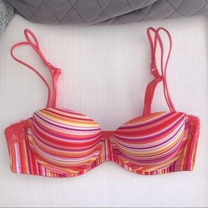 La Vie En Rose Push-up Strapless Bra